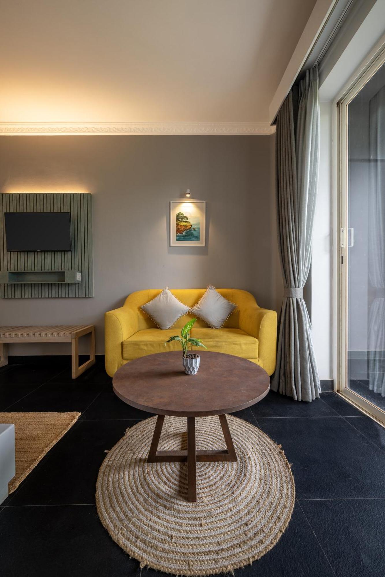 Echor Samara Morjim Goa Sea View Restro Hotel Buitenkant foto