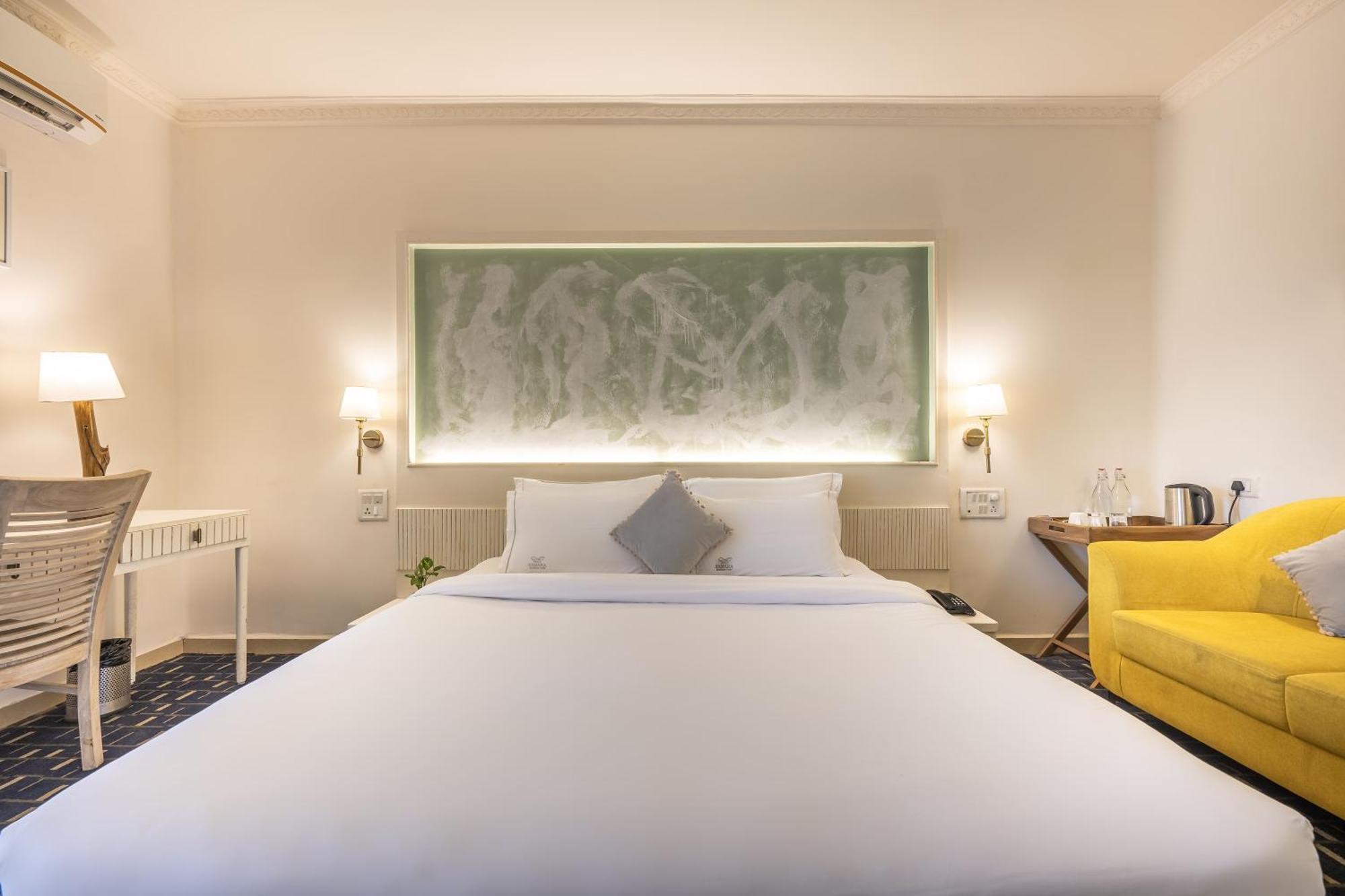 Echor Samara Morjim Goa Sea View Restro Hotel Buitenkant foto